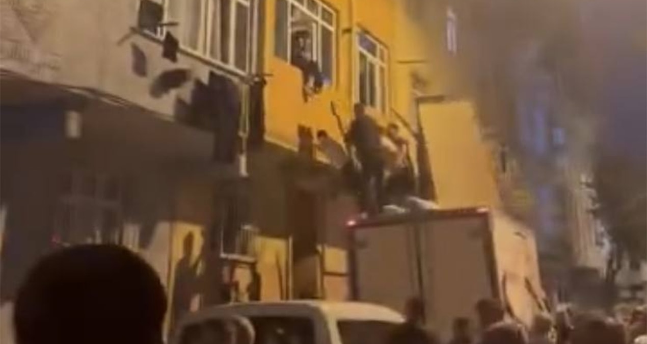 istanbulda 5 katli binada yangin 3 kisi mahsur kaldi 9u73nCaf