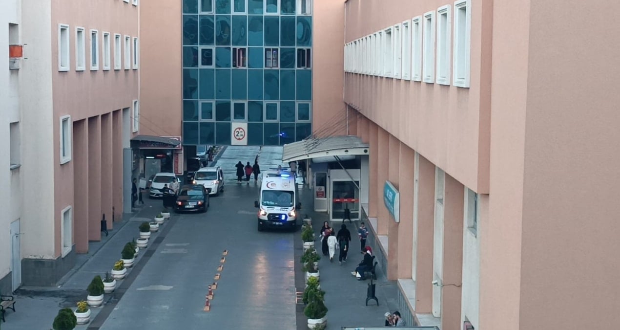 minibusun carptigi neslihan bebek oldu R3HdHA2s