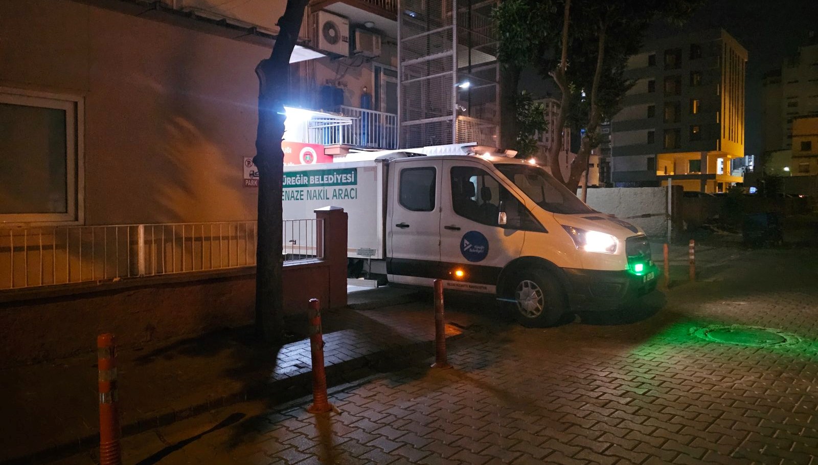 park yeri tartismasinda kan akti komsusunu 7 yerinden vurarak oldurdu rKzBGJFt