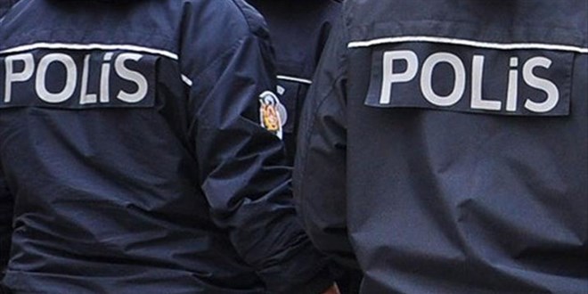 bassavcinin ismini kullanarak rusvet talep eden polisler tutuklandi gQyAKzdC.jpg