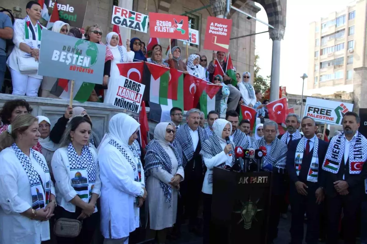 kayseride kadinlardan gazzeye destek zinciri Vd2w9uvV